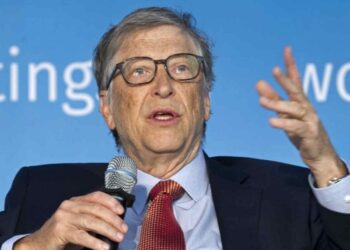 Bill Gates ofrece 1.500 mdd para medioambiente si EU aprueba ley de infraestructura