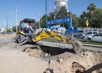 Repara Ayuntamiento de Nuevo Laredo  50 socavones desde mayo; faltan 30