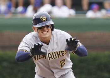 Marca histórica de Luis Urias en las Grandes Ligas