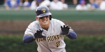 Marca histórica de Luis Urias en las Grandes Ligas