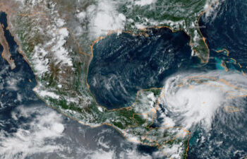 ‘Grace’ tocará tierra entre las 02:00 y 03:00 horas del jueves en Quintana Roo