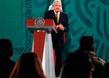 México está cundido de pensamiento neoliberal: López Obrador