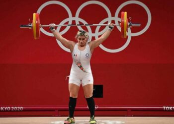 Aremi Fuentes gana medalla de bronce para México en halterofilia