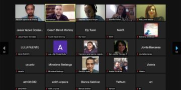 Empresarios comparten experiencia con emprendedores victorenses