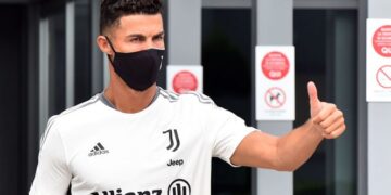 Cristiano Ronaldo se queda con la Juventus de Italia