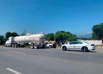Guardia Nacional asegura 70 mil litros de combustible en Tamaulipas