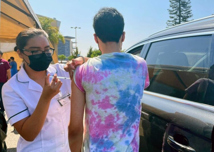 Más de 95 mil jóvenes vacunados contra Covid en Victoria