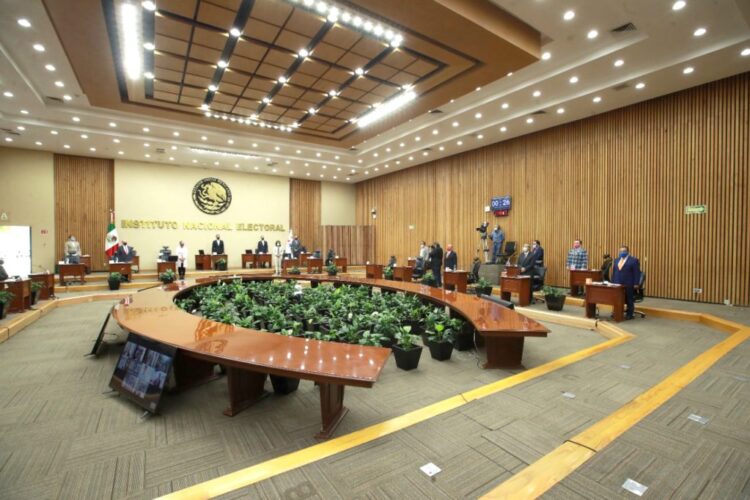 Comisión de Prerrogativas reparte diputaciones federales plurinominales