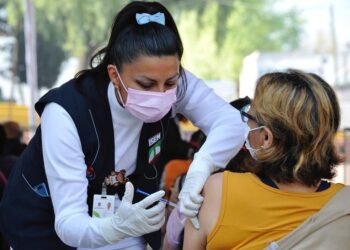 Anuncian un día más de vacunación anti-Covid para jóvenes en Victoria