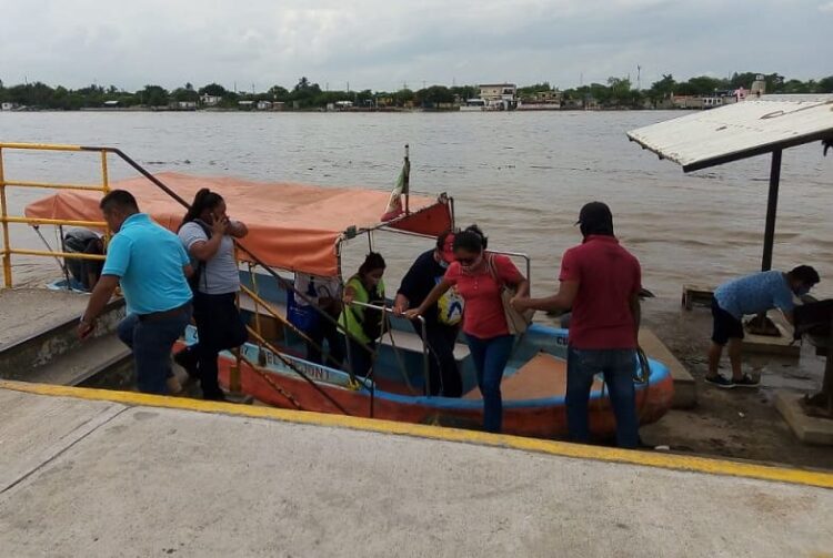 Cruzan a diario 3 mil en lanchas, de Congregación Anáhuac a Tampico
