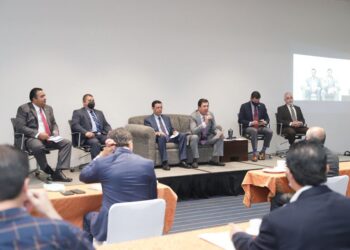 Culminación de estudios profesionales  hará más competitivos a Dos Laredos