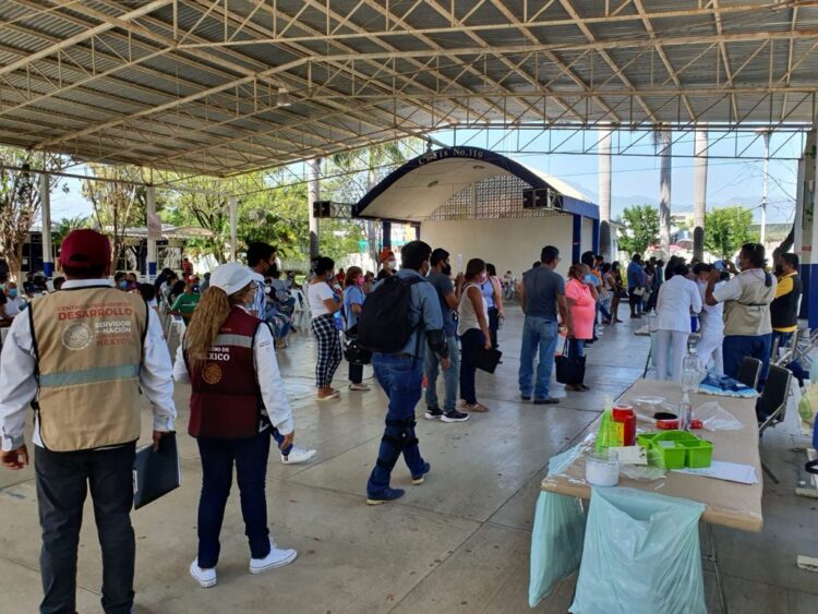  Vacunación en Victoria cierra con 106,435 dosis a personas entre 18 y 39 años