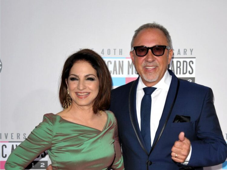 Los Estefan venden su lujosa mansión en una isla de Miami