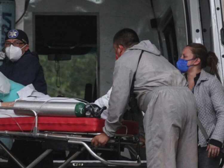 México rebasa las 258 mil muertes por covid; se reportan 6 mil 837 contagios más