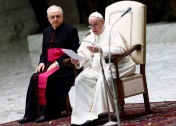 El Papa pide seguir ayudando a quienes lo necesitan en Afganistán