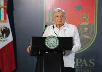 ‘Ni FRENA ni la CNTE detienen al presidente’: López Obrador