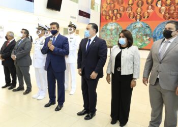 Confirma Gobernador García Cabeza de Vaca ajustes en el gabinete