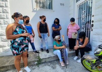 Exigen sueldo a Germán Pacheco100 trabajadoras de SEBIEN Tampico 