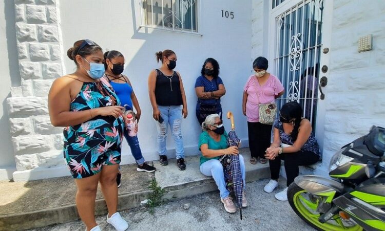 Exigen sueldo a Germán Pacheco100 trabajadoras de SEBIEN Tampico 