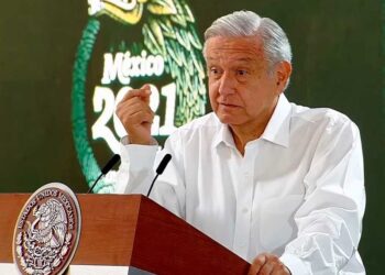Consulta popular se va a convertir en un hábito: López Obrador
