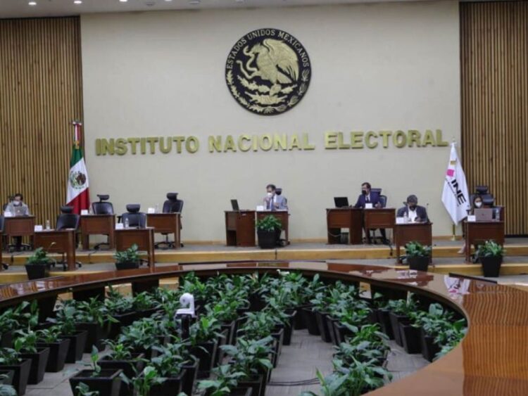 INE emite pérdida de registro a tres partidos políticos en México