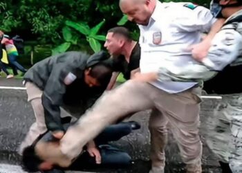 Suspenden a agentes migratorios por golpear a indocumentados en Chiapas