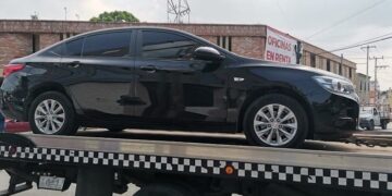 Retiene Gobierno taxis de plataformas digitales; laboraban de manera ilegal