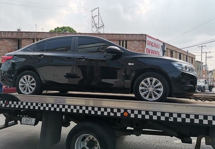 Retiene Gobierno taxis de plataformas digitales; laboraban de manera ilegal