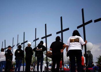 Biden pide combatir ‘terrorismo’ durante aniversario de matanza en El Paso