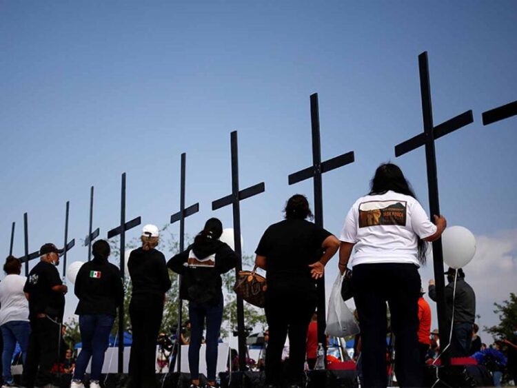 Biden pide combatir ‘terrorismo’ durante aniversario de matanza en El Paso