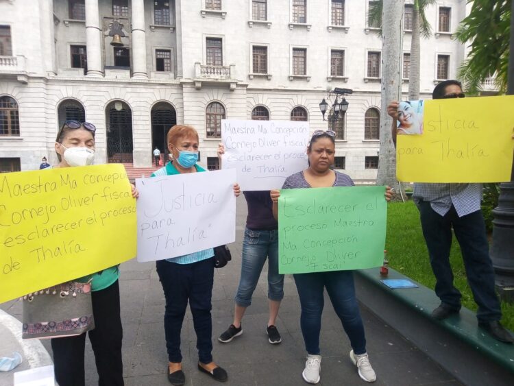Exigen justicia para Thalía en Tampico