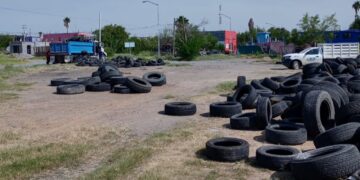 Exhorta Ayuntamiento a no tirar llantas en Col. Mirador de Nuevo Laredo