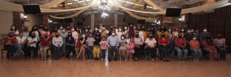 Reconocen mujeres victorenses labor del Diputado Federal Erasmo González