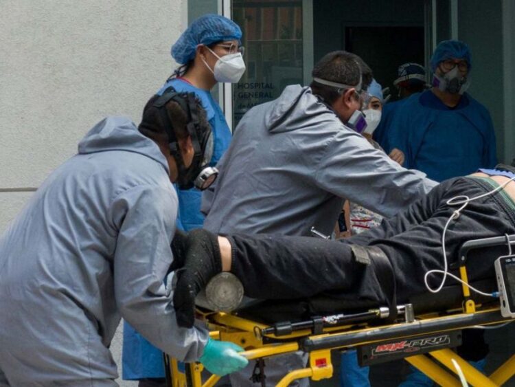 Ocupación hospitalaria llega a 92.7% en Nuevo León; sólo 121 camas disponibles