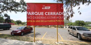 Cierran por semáforo rojo en Covid parques  y plazas ‘Pies Mojados’ en Nuevo Laredo