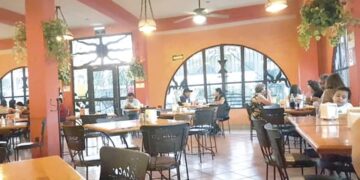 Sigue pandemia golpeando a restaurantes