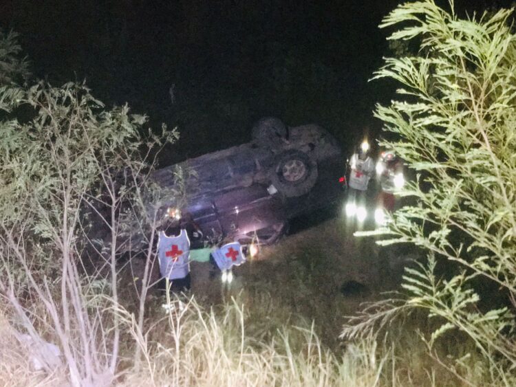 Muere conductor aplastado por camioneta