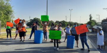 Nueva protesta por falta de agua en Victoria