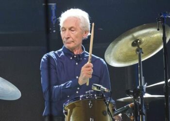 Muere Charlie Watts, baterista de los Rolling Stones