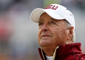 Muere a los 91 años Bobby Bowden, legendario entrenador de fútbol americano de la Universidad Estatal de Florida