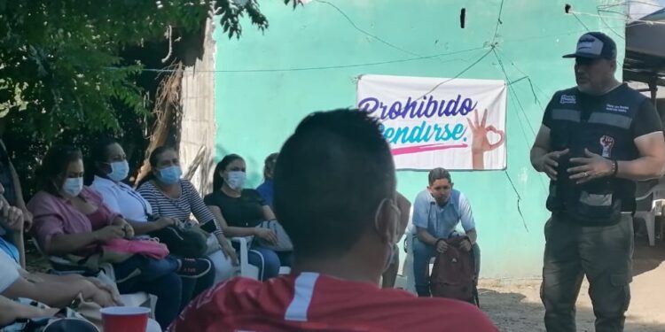 Premia Alberto Lara a campeones de SIAMARM