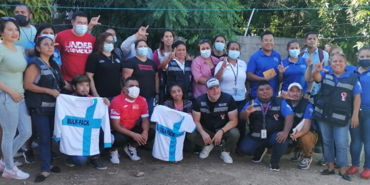 Premia Alberto Lara a campeones de SIAMARM