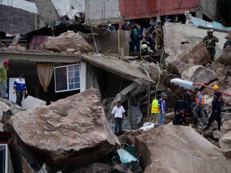 Unas 40 familias y seis casas fueron afectadas por derrumbe en Cerro del Chiquihuite