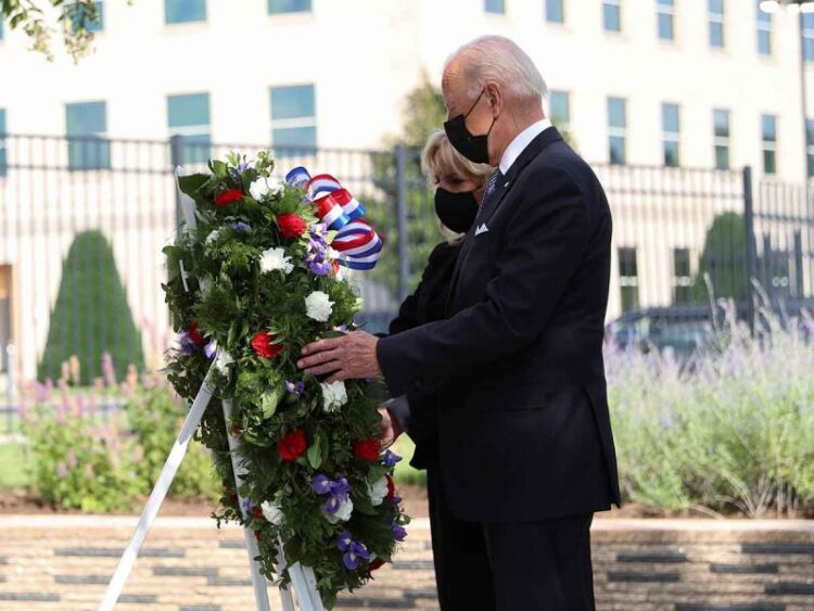 Biden encabeza homenaje a víctimas del 11 de septiembre en el Pentágono
