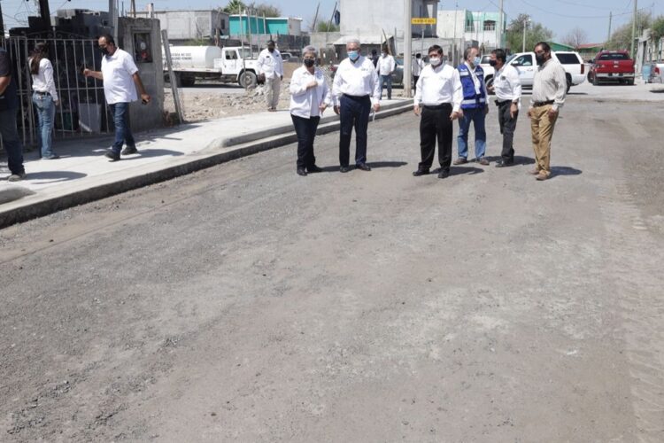Acelera Arturo Sanmiguel  pavimentación en el poniente