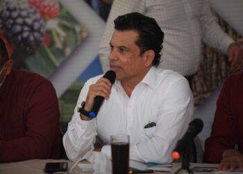 Gestiona Gattás apoyos ante PROFECO, CFE y CONAGUA en la Ciudad de México