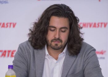 ¿Mohamed 0 Almeida para sustituir a Vucetich en Chivas?