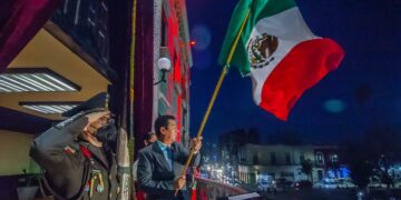 Presidente Municipal de Matamoros da Grito de aniversario de Independencia de México