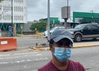 Por presunta mala atención en el IMSS, niña pide a su padre dejarla morir