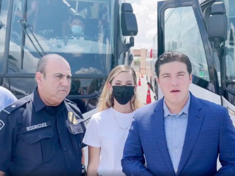 En EU vacunarán contra covid-19 a menores de NL, anuncia Samuel García